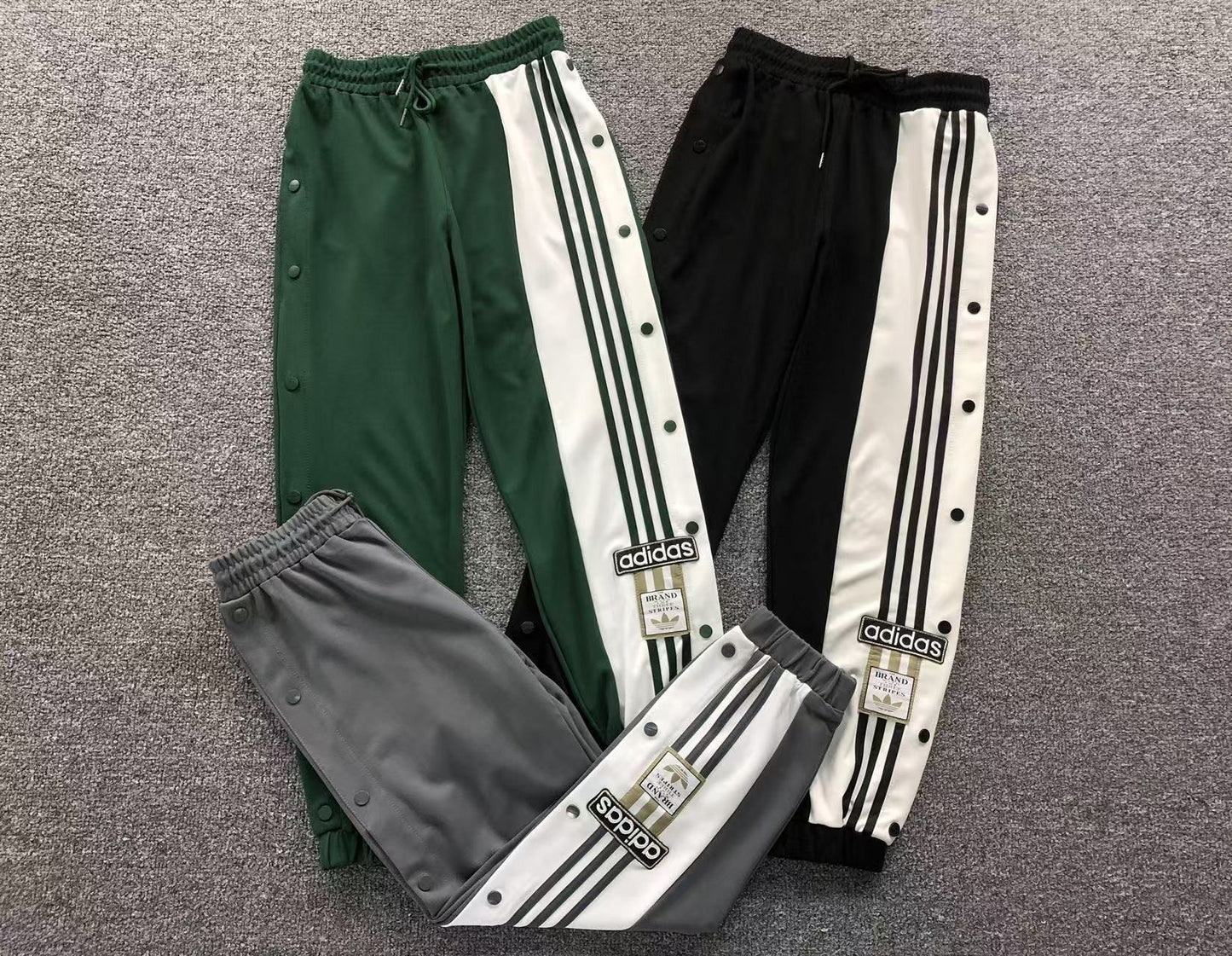 Calça Adidas Snap Track Pants