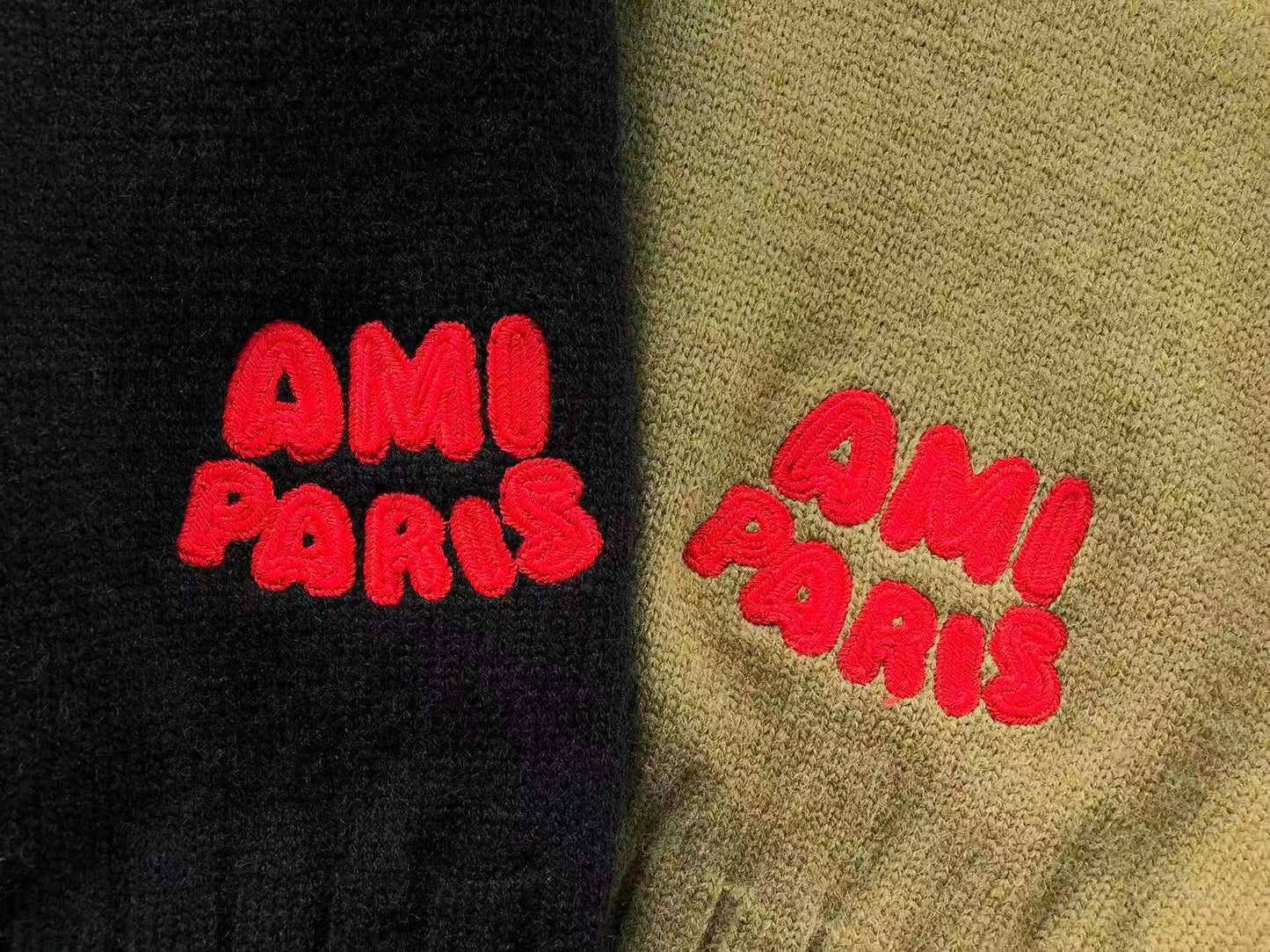 Suéter AMI Paris Gola Alta Logo
