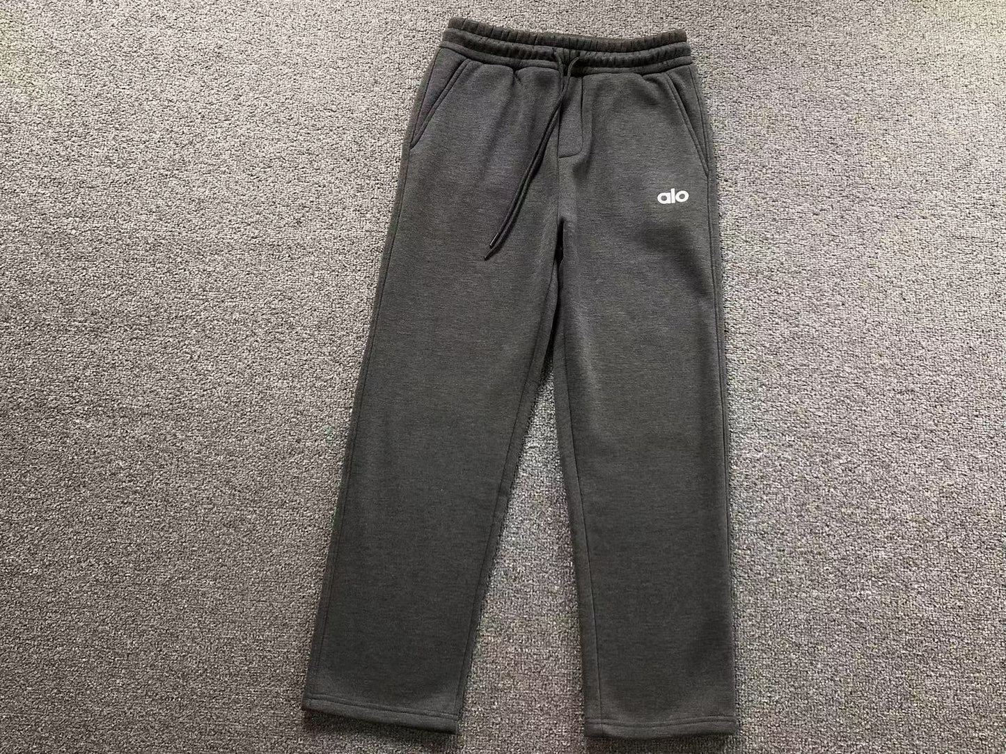 Calça elástica ALO moletom reta