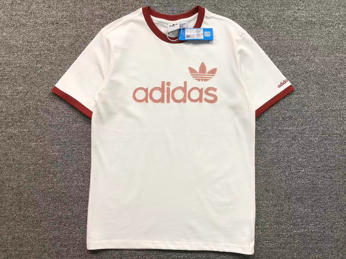 Camiseta Adidas Originals Essential