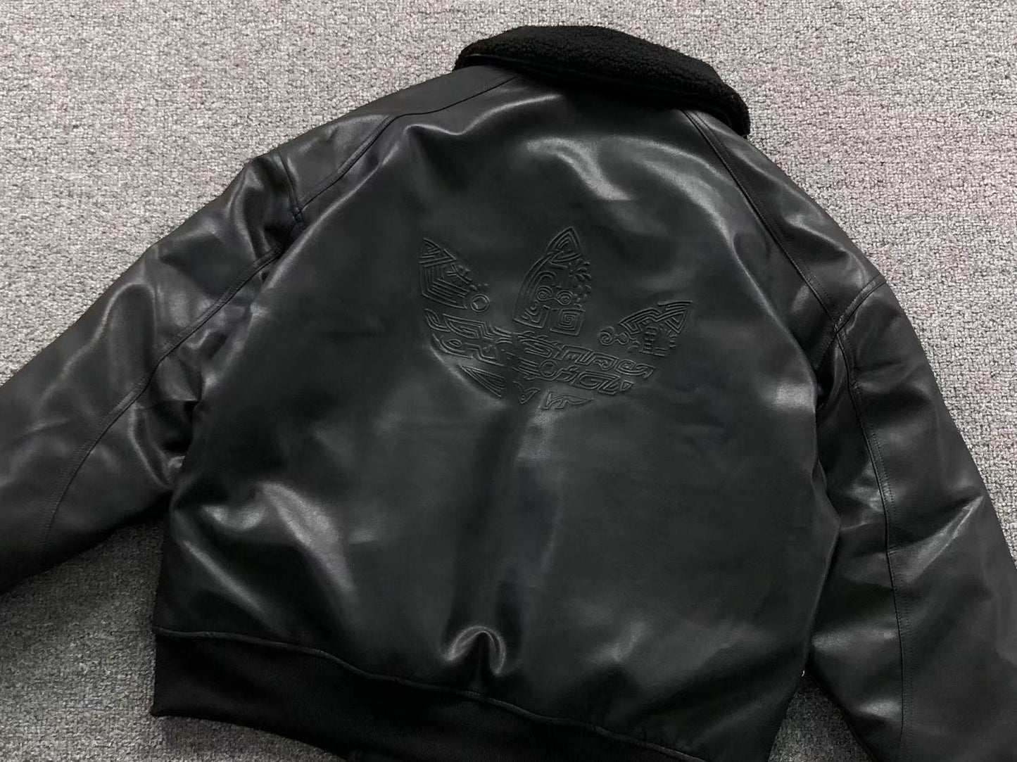 Jaqueta Adidas Leather Sherpa Black Bomber