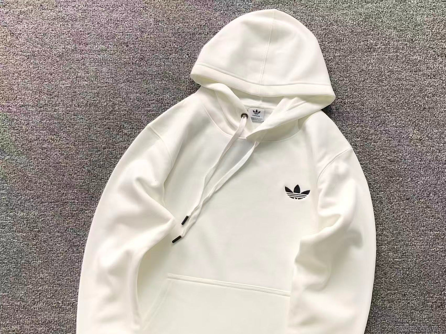 Moletom Adidas Originals Essential Hoodie