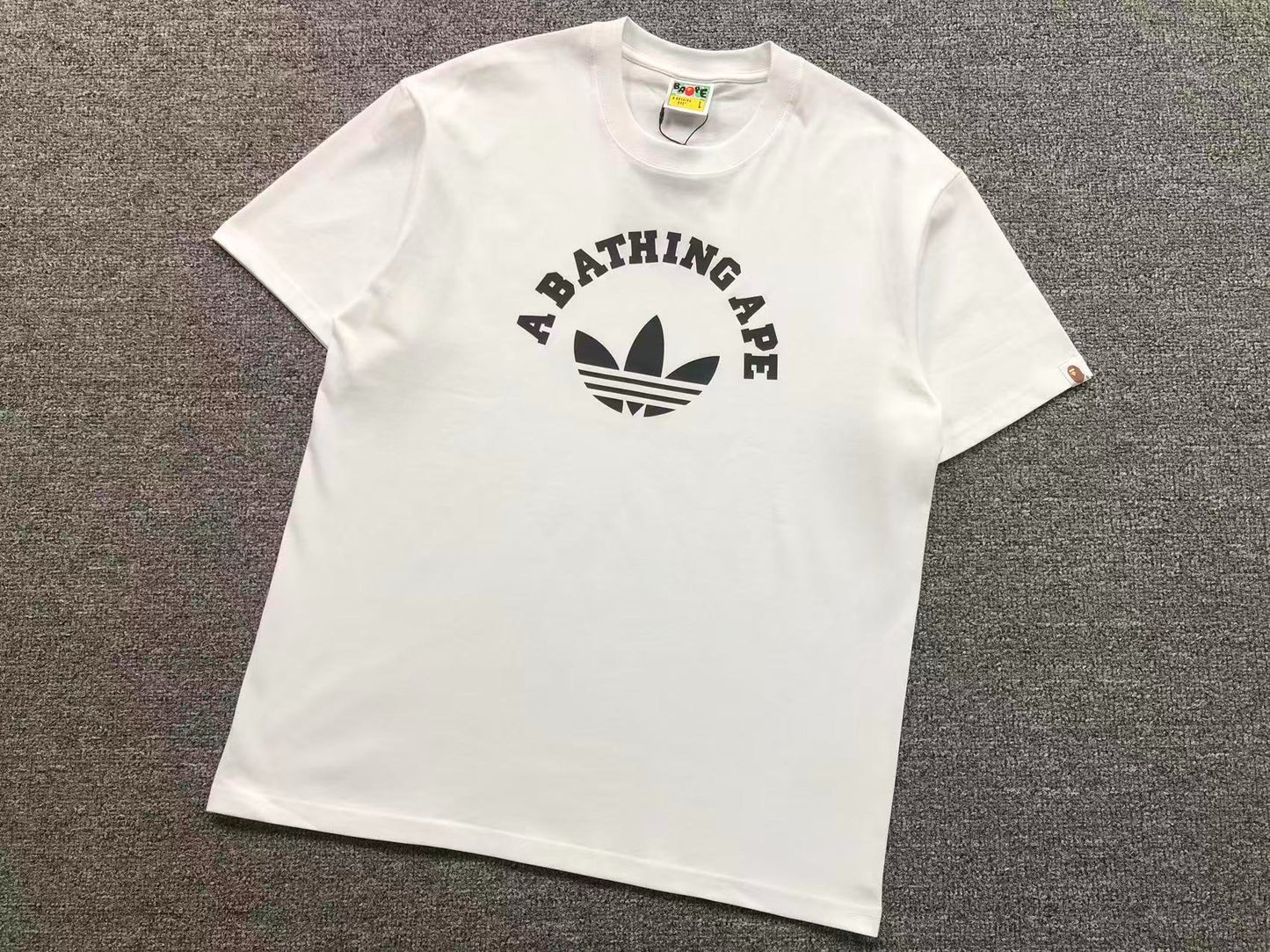Camiseta Adidas & Bathing Ape Arch Logo White