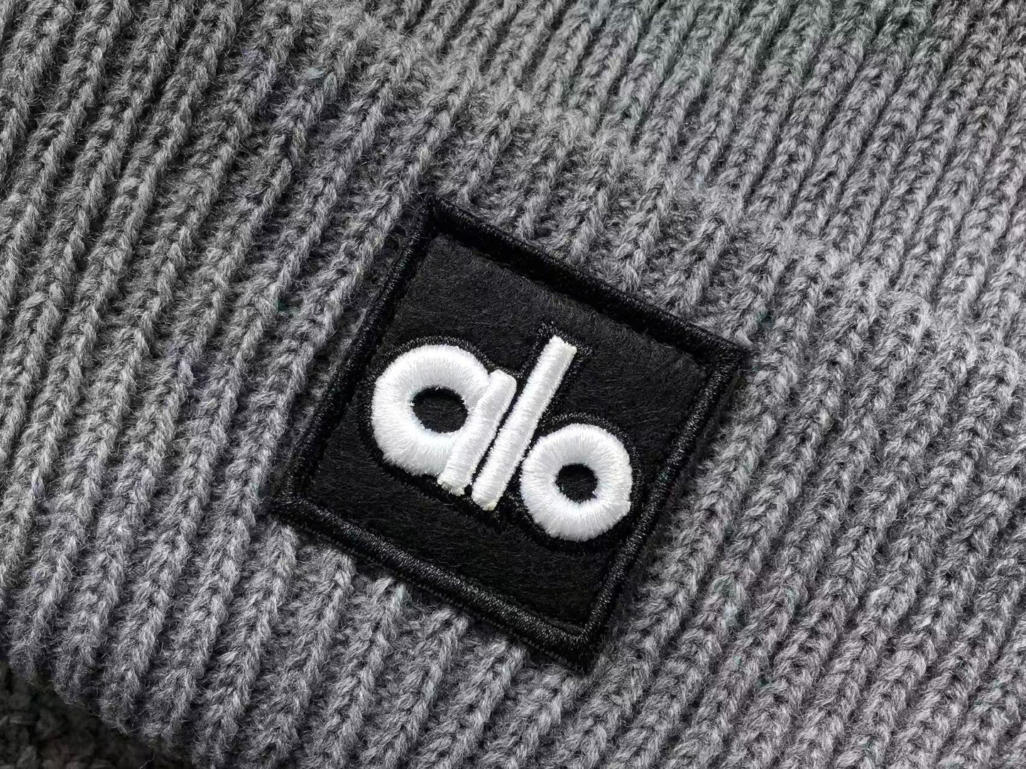 Gorro ALO Ribbed