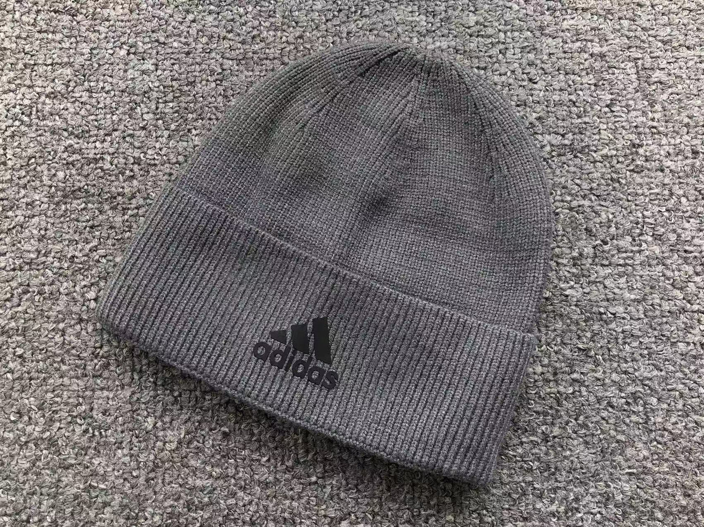 Touca adidas Core Knit
