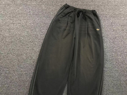 Calça Adidas Clean Wide Track Pants