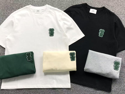 Camiseta AMI Paris Heart Patch Contrast Tee