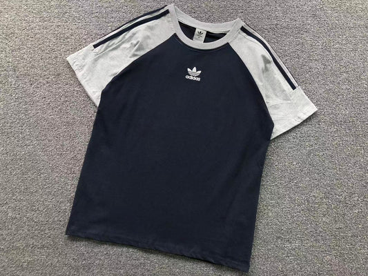 Camiseta Adidas Raglan Contrast Feminino