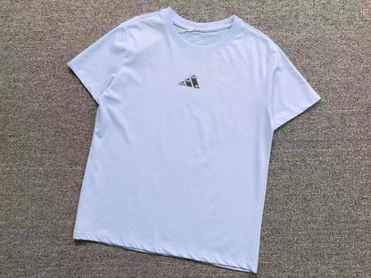Camiseta Adidas Micro Logo Minimal Feminina