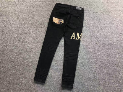 Calça AMIRI Logo Destroyed Black Denim