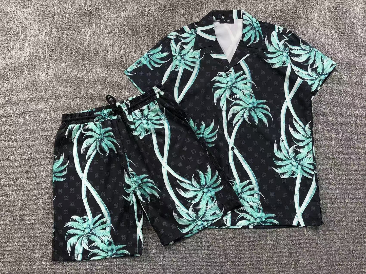 Conjunto AMIRI Palm Riviera