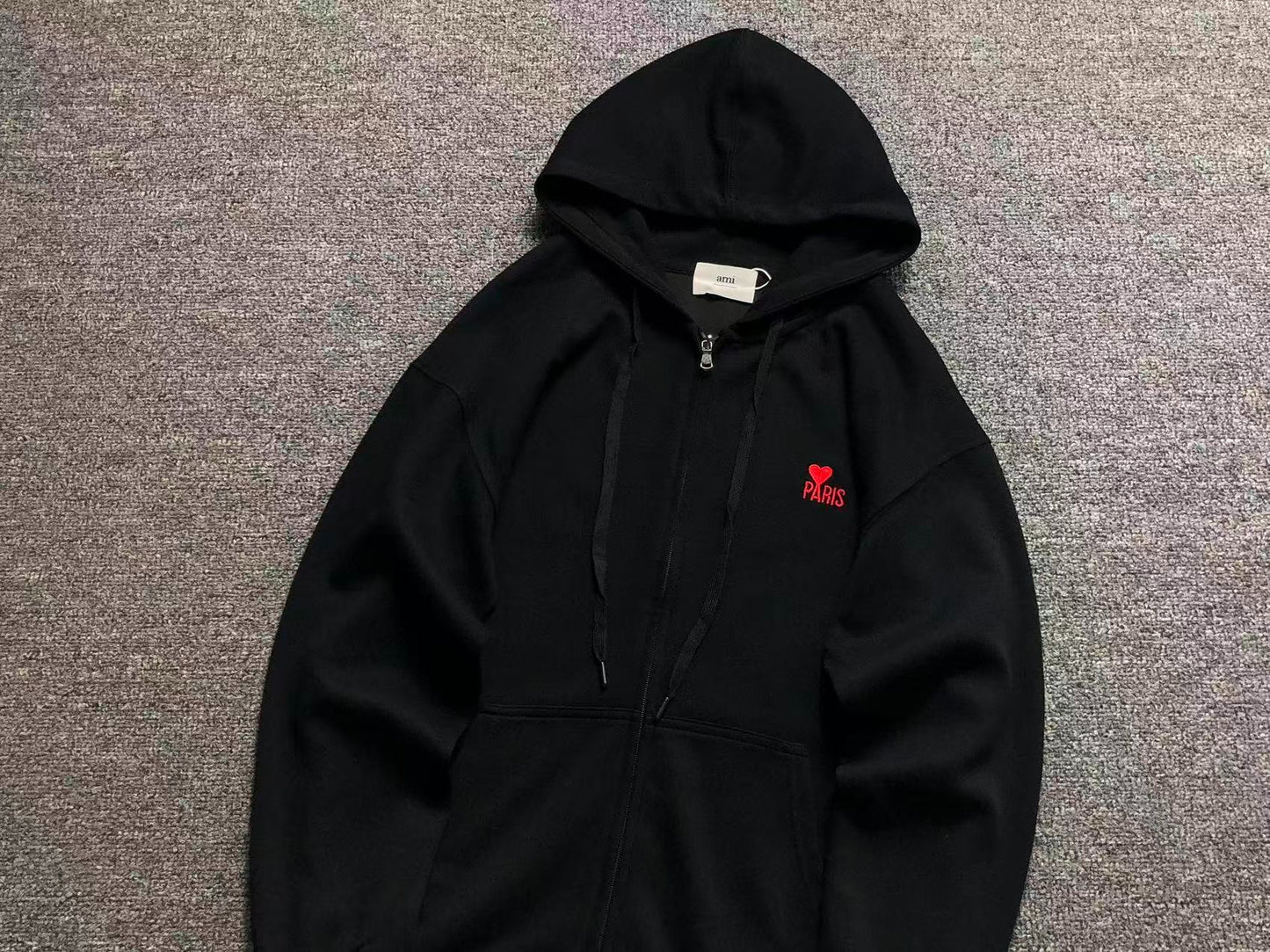 Moletom AMI Paris com Zíper Logo Coração Paris