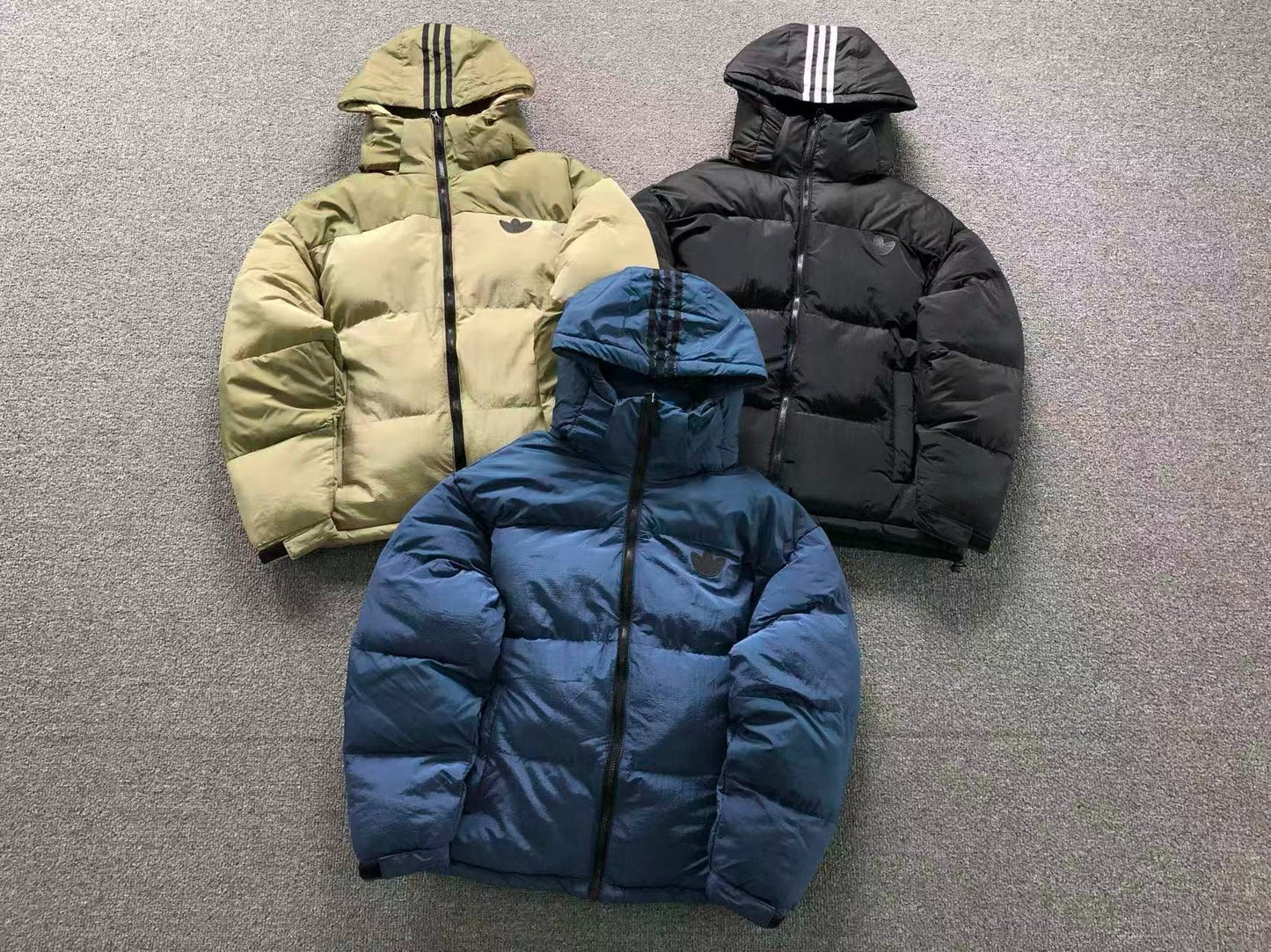 Jaqueta adidas Frostline Puffer
