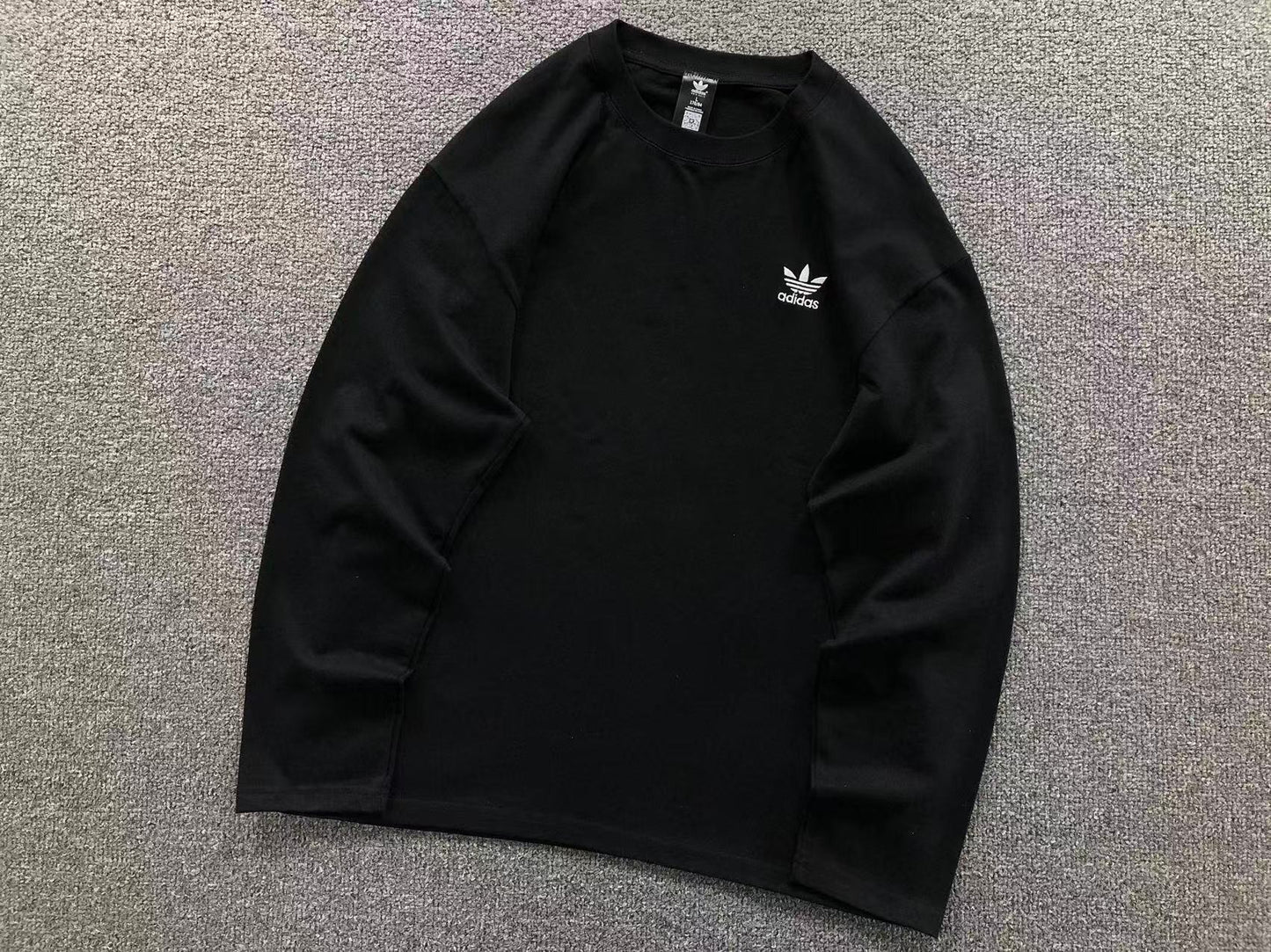 Camiseta Adidas Essentials Long Sleeve