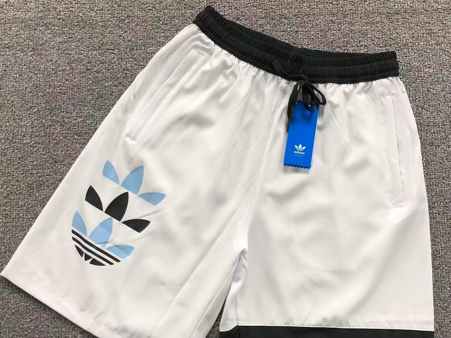 Short adidas Coastal Trefoil