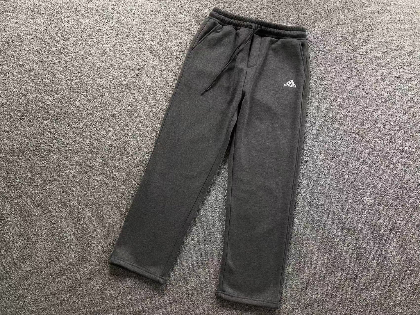 Calça Adidas Neutral Tone Pants