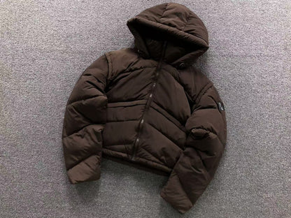 Jaqueta ALO puffer com capuz design V Feminino