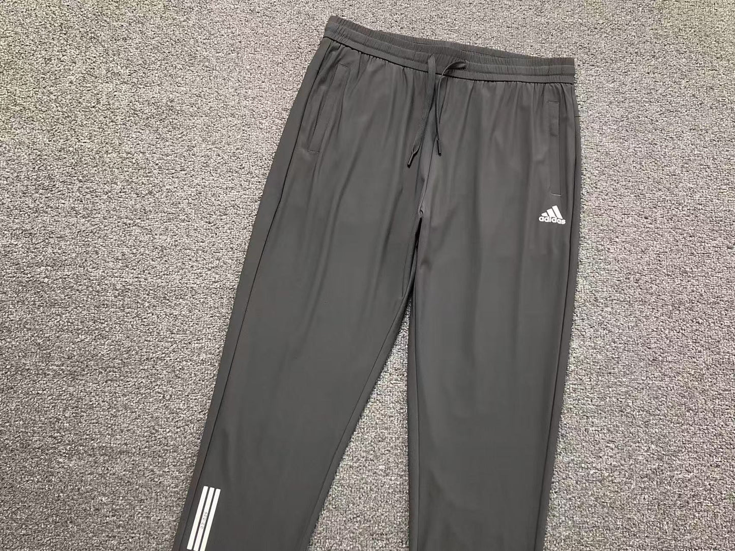 Calça Adidas Performance Tech Jogger