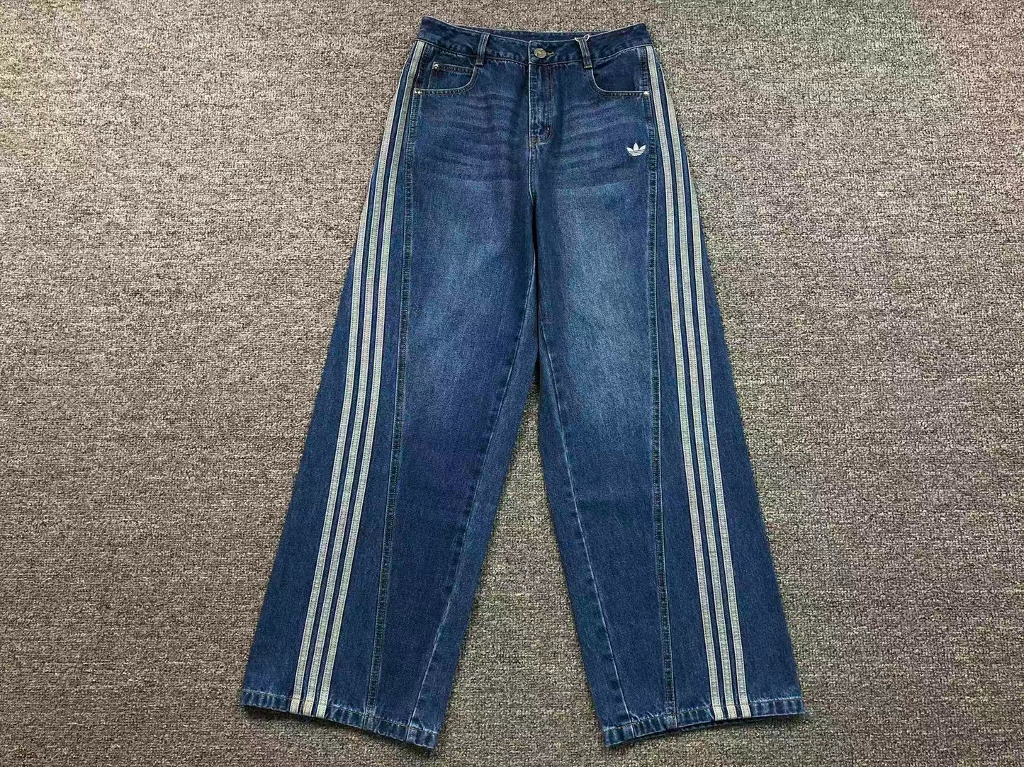 Calça Adidas Urban Straight Jeans