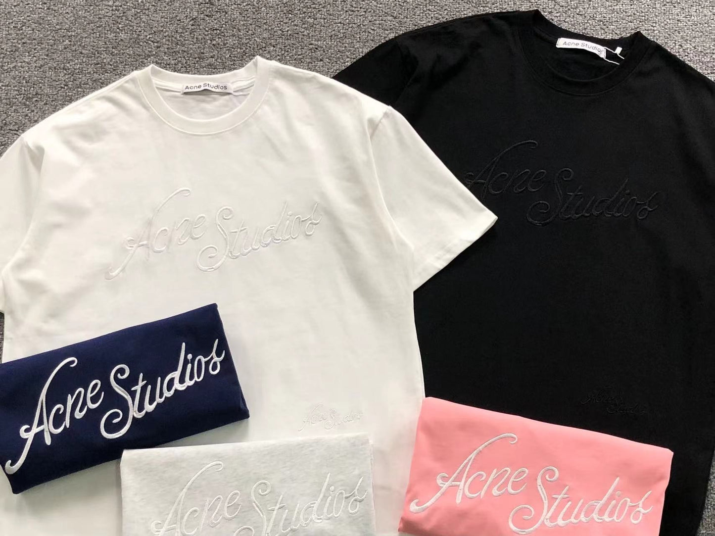 Camiseta Acne Studios Embroidered Script Logo