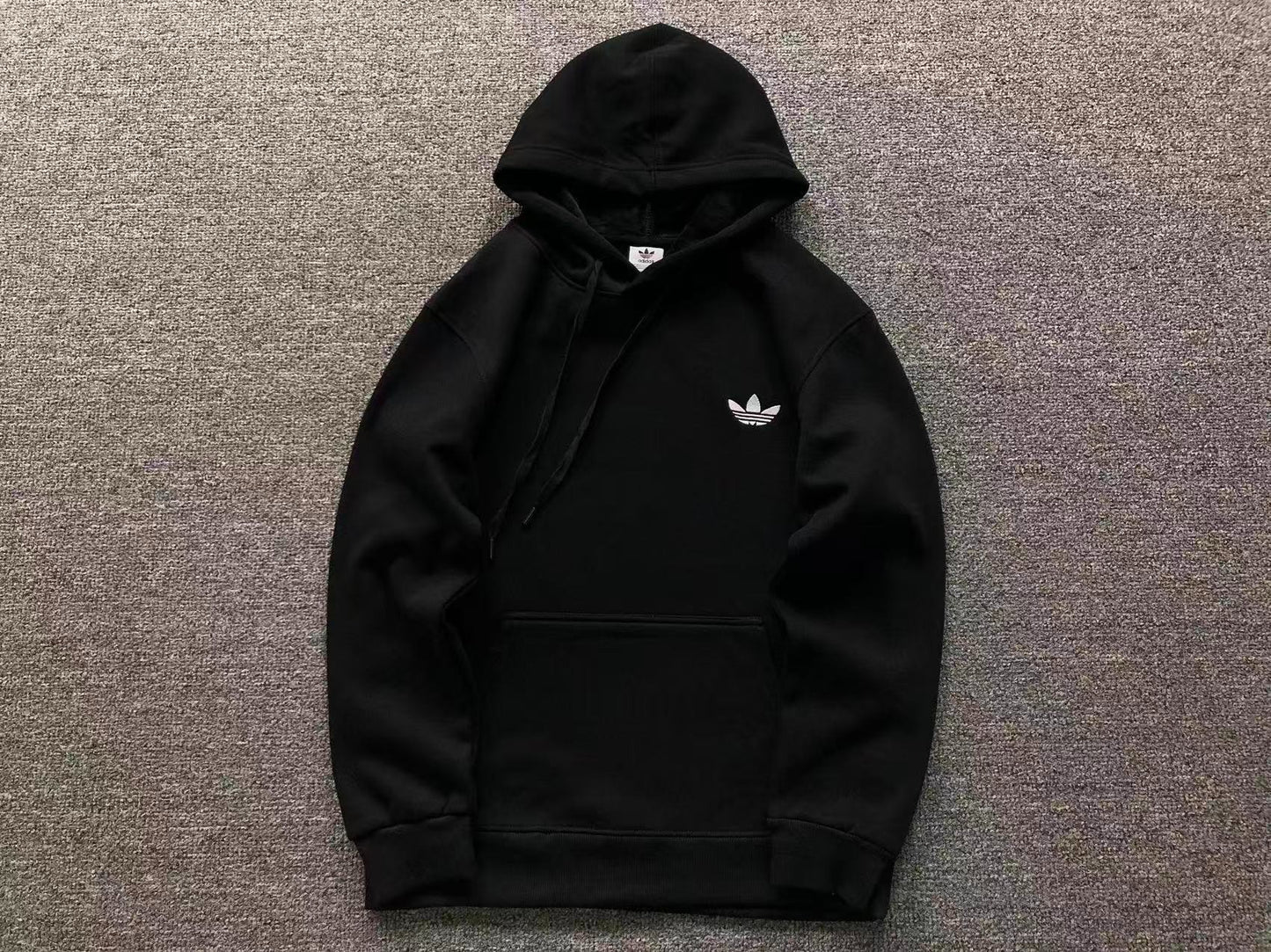 Moletom Adidas Originals Essential Hoodie