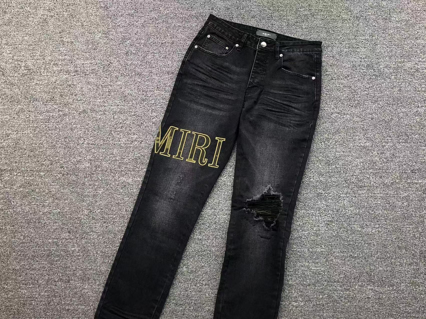 Calça AMIRI Gold Logo Black Denim