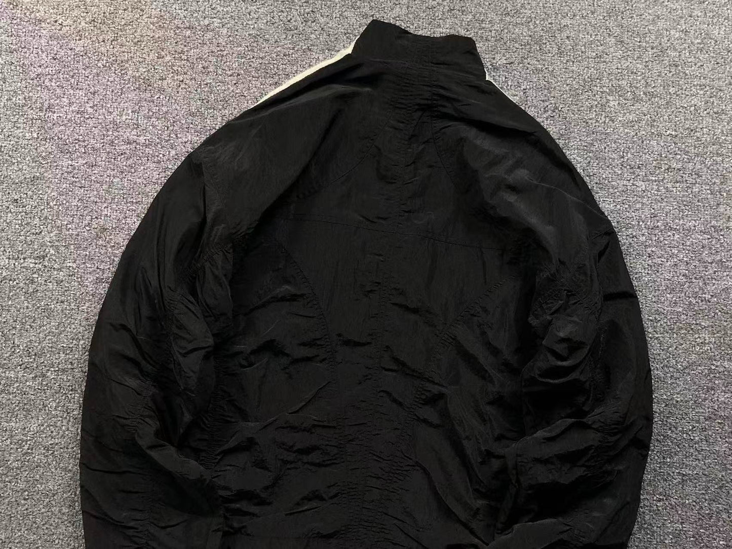 Jaqueta Adidas Darkwave Track Jacket