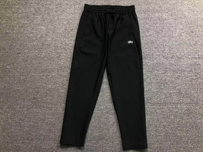 Calça elástica ALO moletom reta