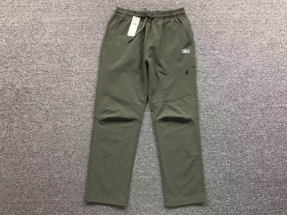 Calça elástica ALO moletom cargo