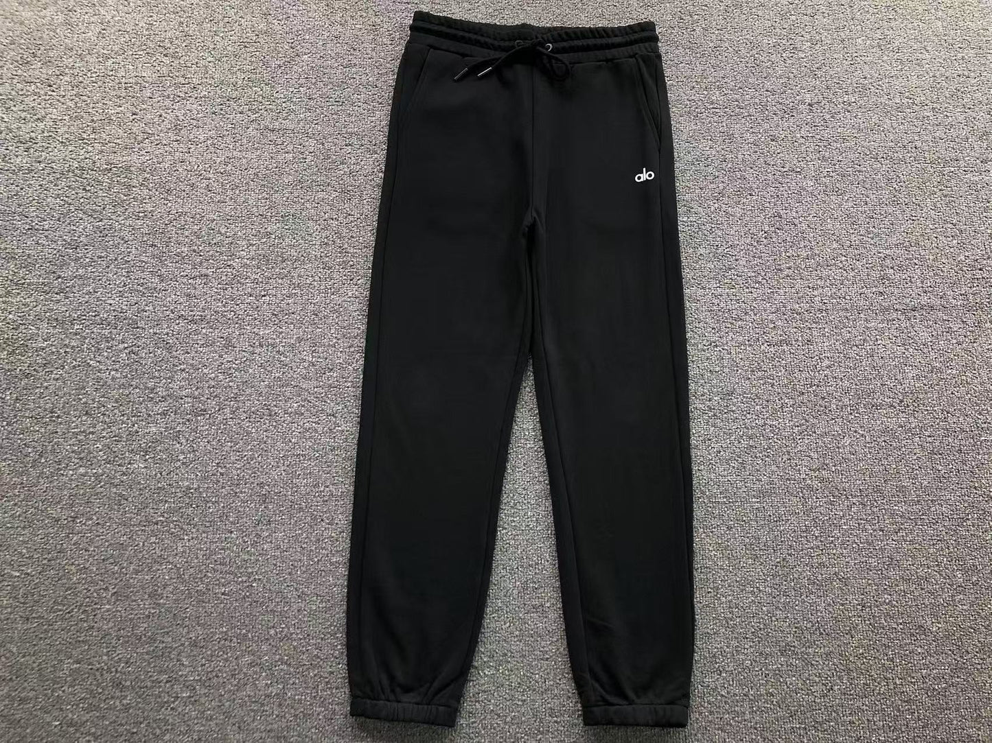 Calça elástica ALO moletom
