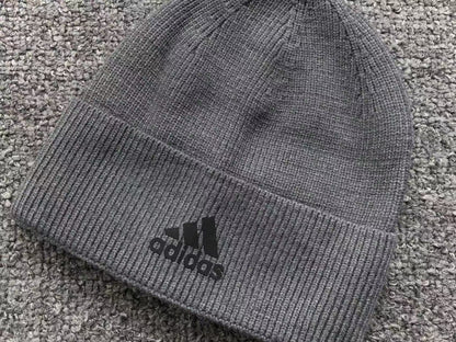 Touca adidas Core Knit
