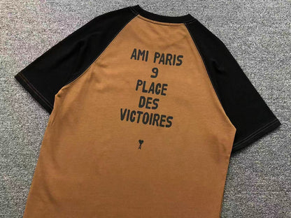 Camiseta AMI Paris Varsity Logo Raglan