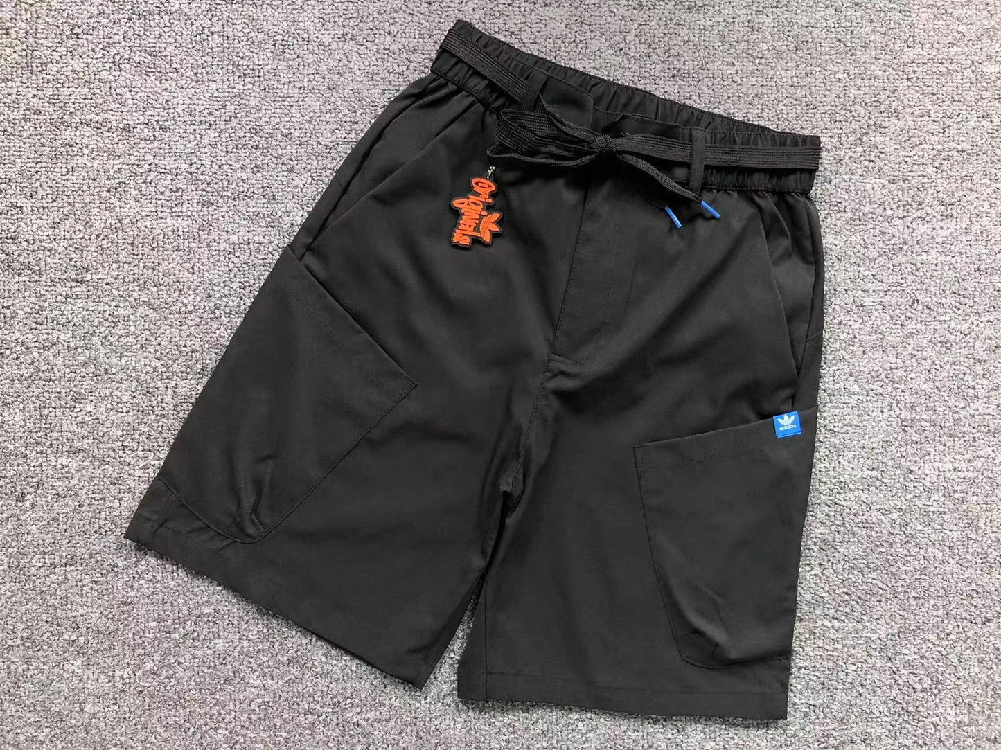 Short adidas Originals Utility Cargo