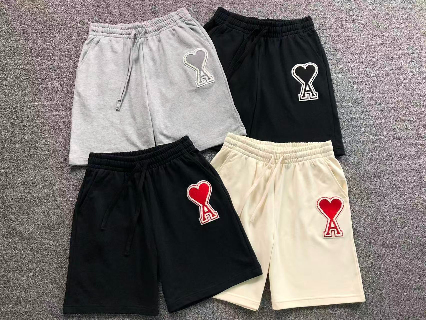 Short AMI Paris Big Heart Logo