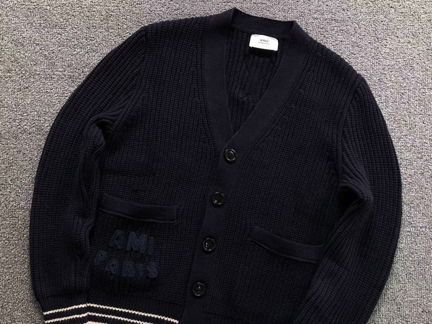 Suéter Cardigan AMI Paris Knit Textured
