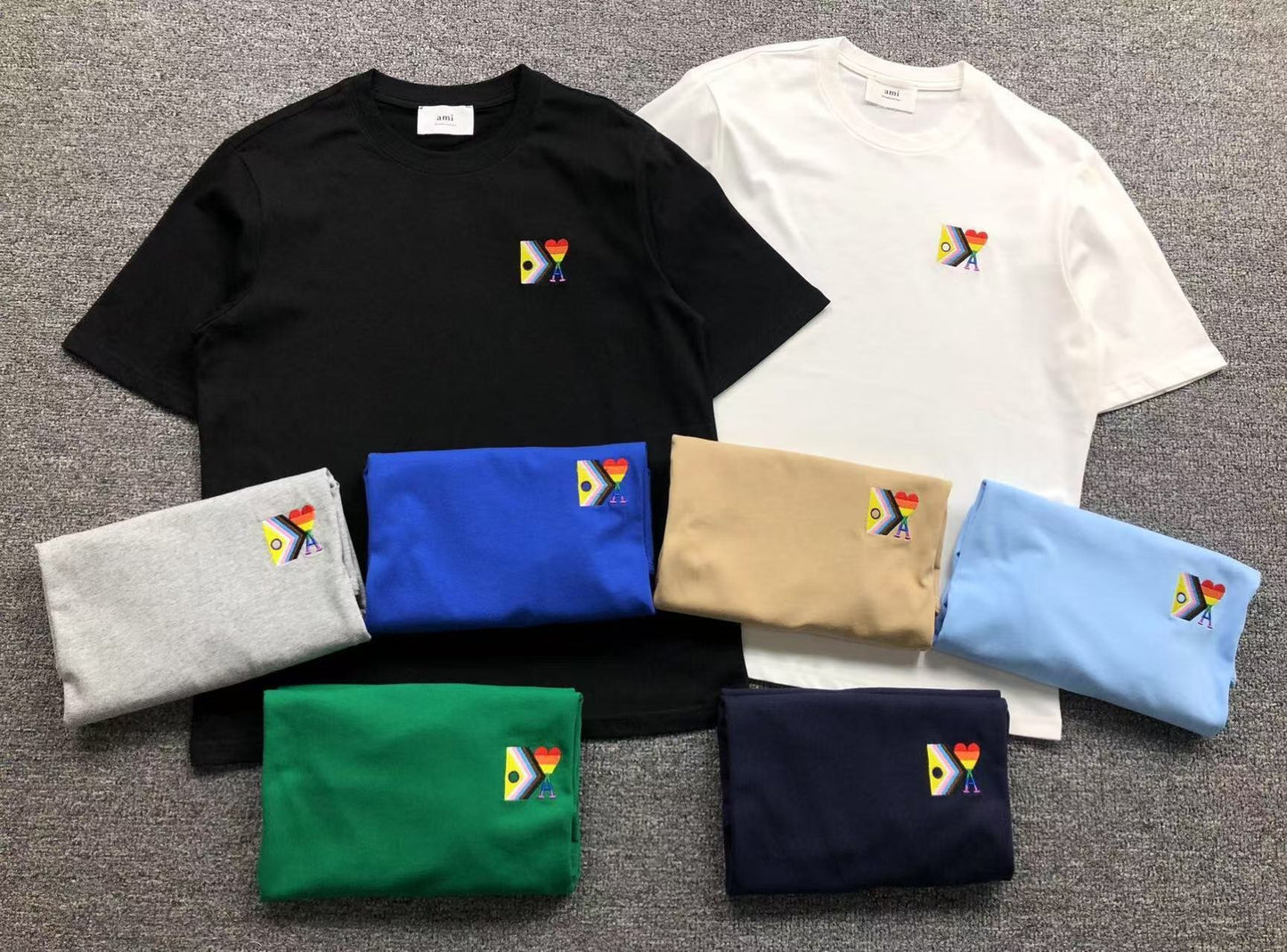 Camiseta AMI Paris Multicolor Heart Edition
