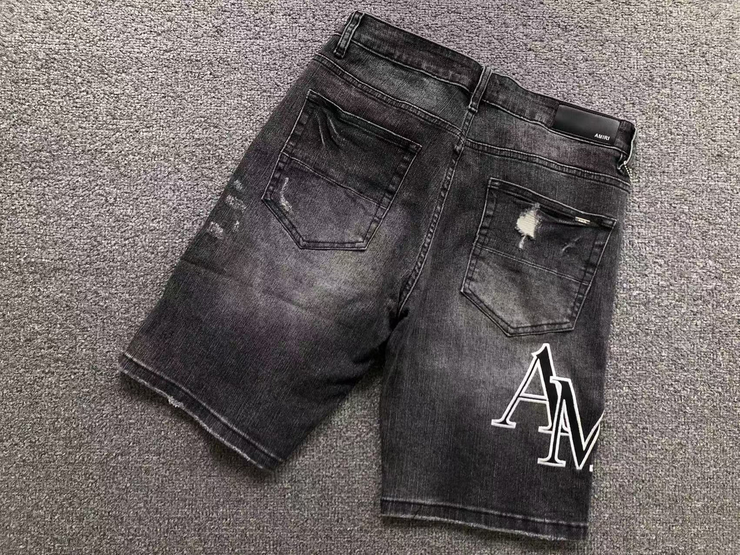 Bermuda Jeans AMIRI Distressed Core
