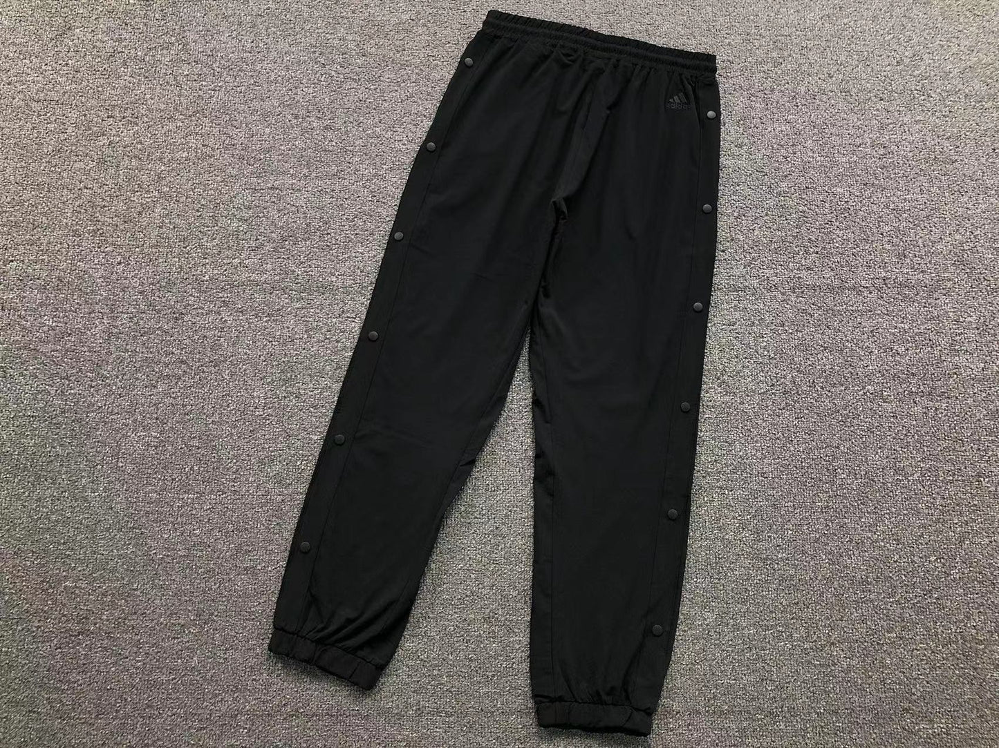 Calça Adidas Tech Minimal Logo Jogger