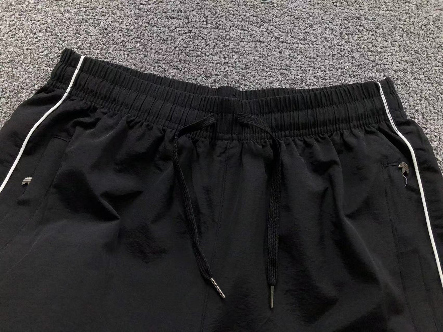 Calça Adidas Minimal Line Track Pants