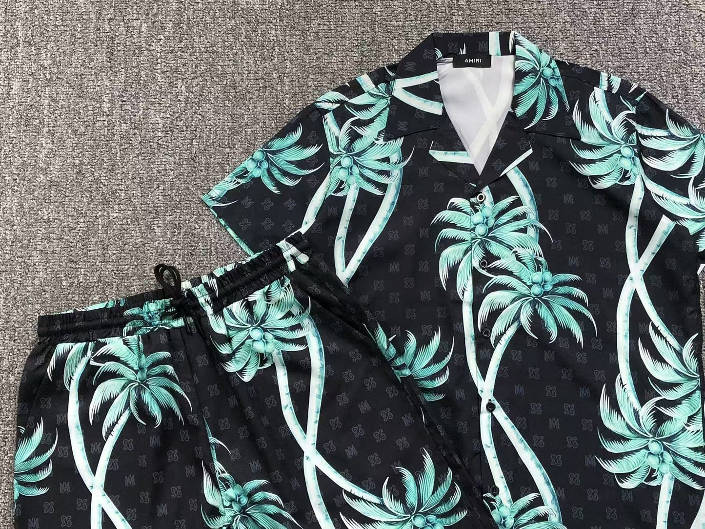 Conjunto AMIRI Palm Riviera
