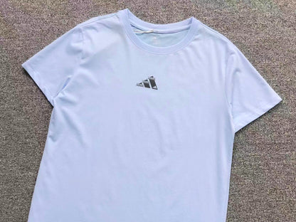 Camiseta Adidas Micro Logo Minimal Feminina