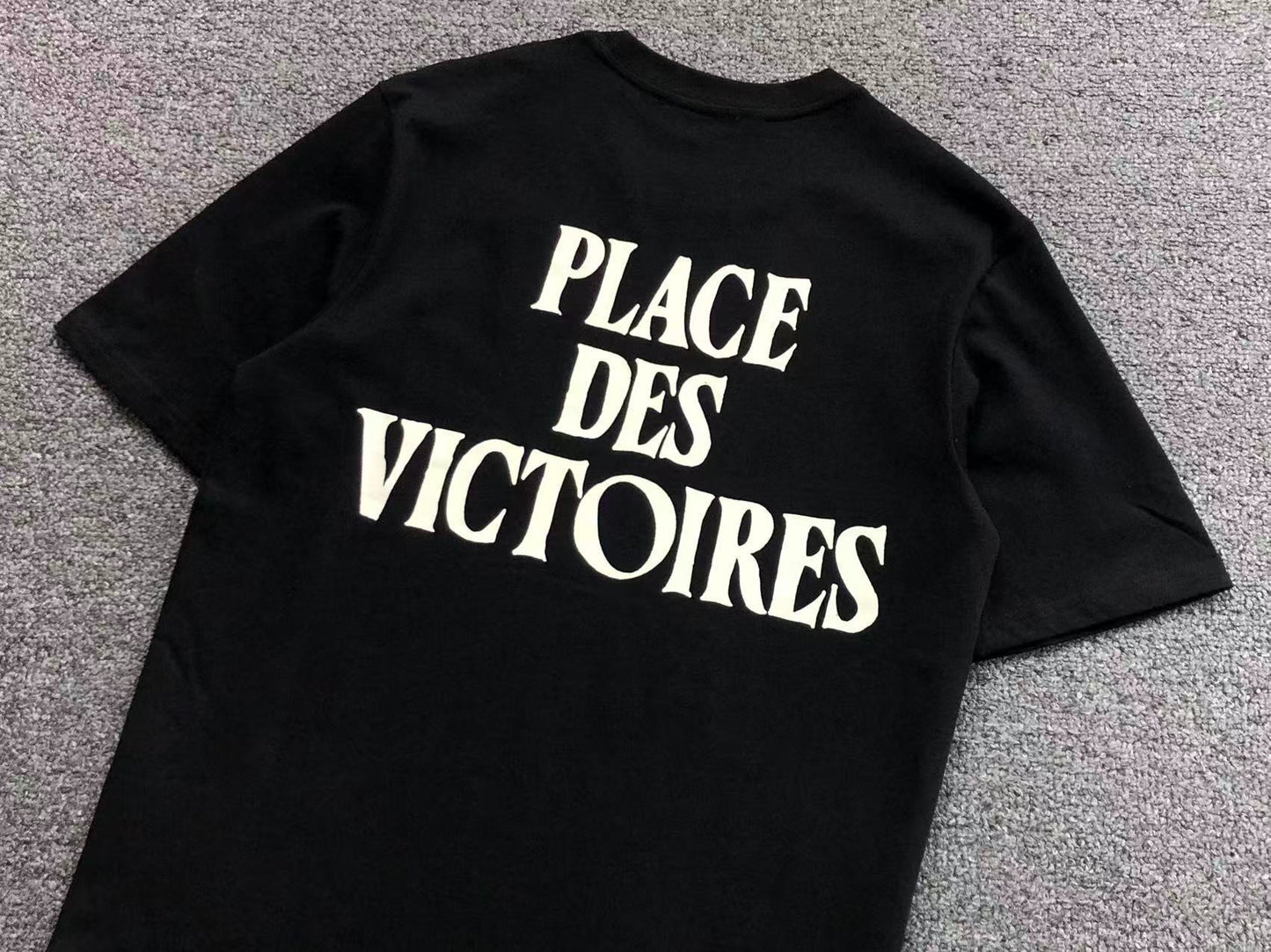 Camiseta AMI Paris Place des Victoires