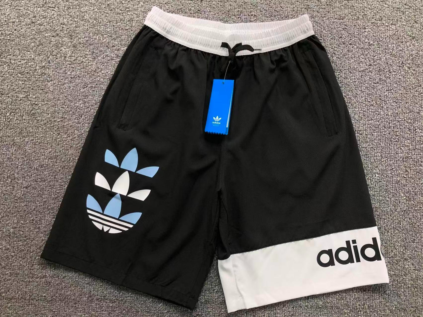 Short adidas Coastal Trefoil