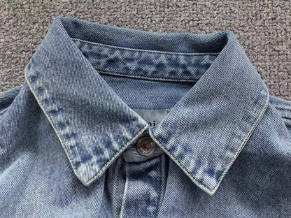 Camisa AMI Paris Denim Cropped Logo Coração
