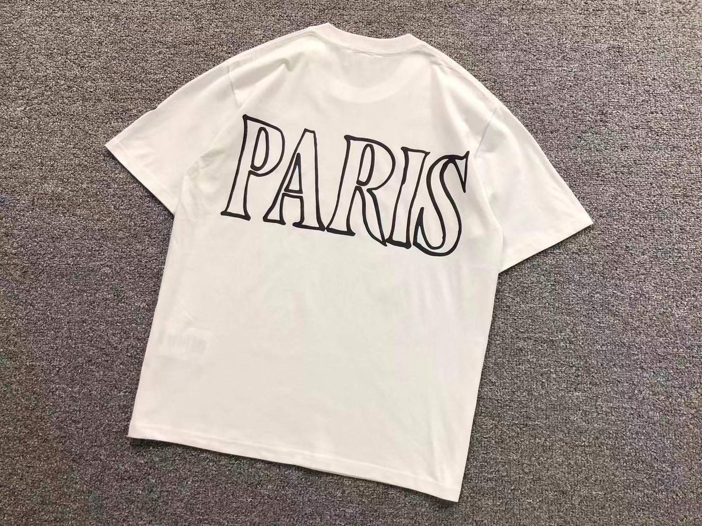 Camiseta AMI Paris Logo Typo Graphic