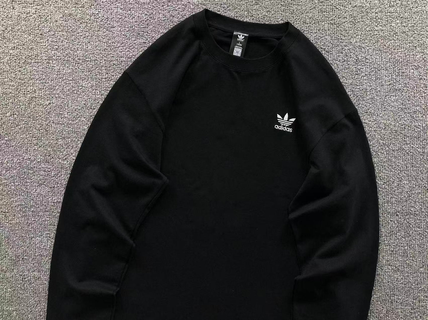 Camiseta Adidas Essentials Long Sleeve