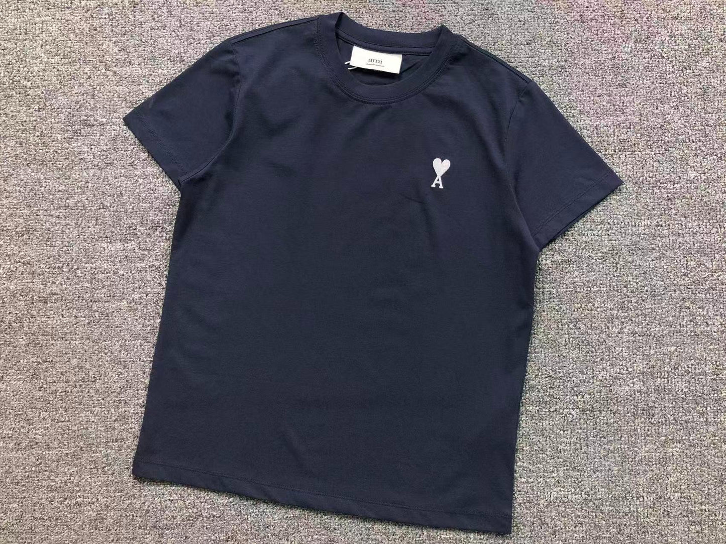 Camiseta AMI Paris Mini Heart Essential