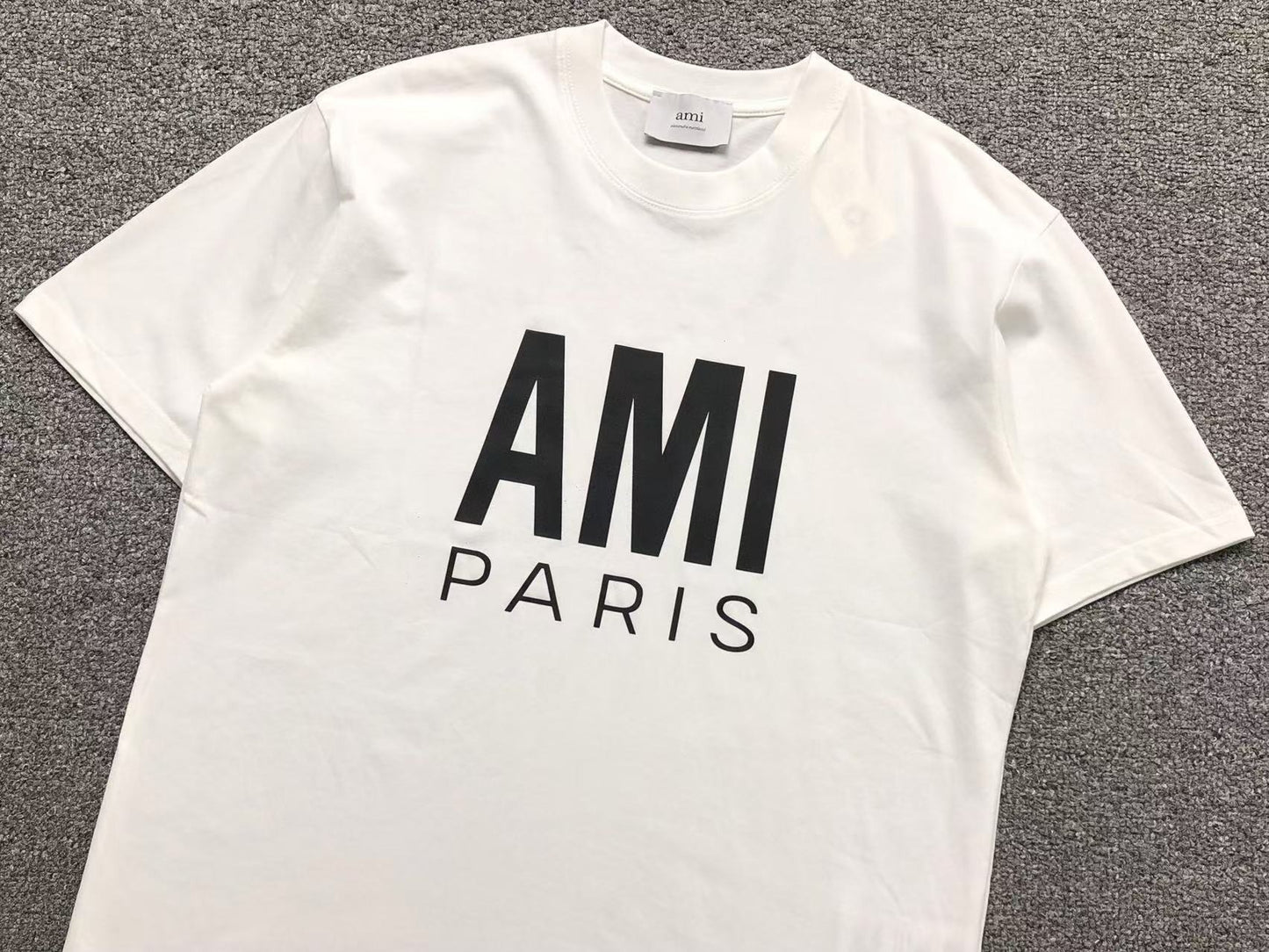 Camiseta AMI Paris Big Logo
