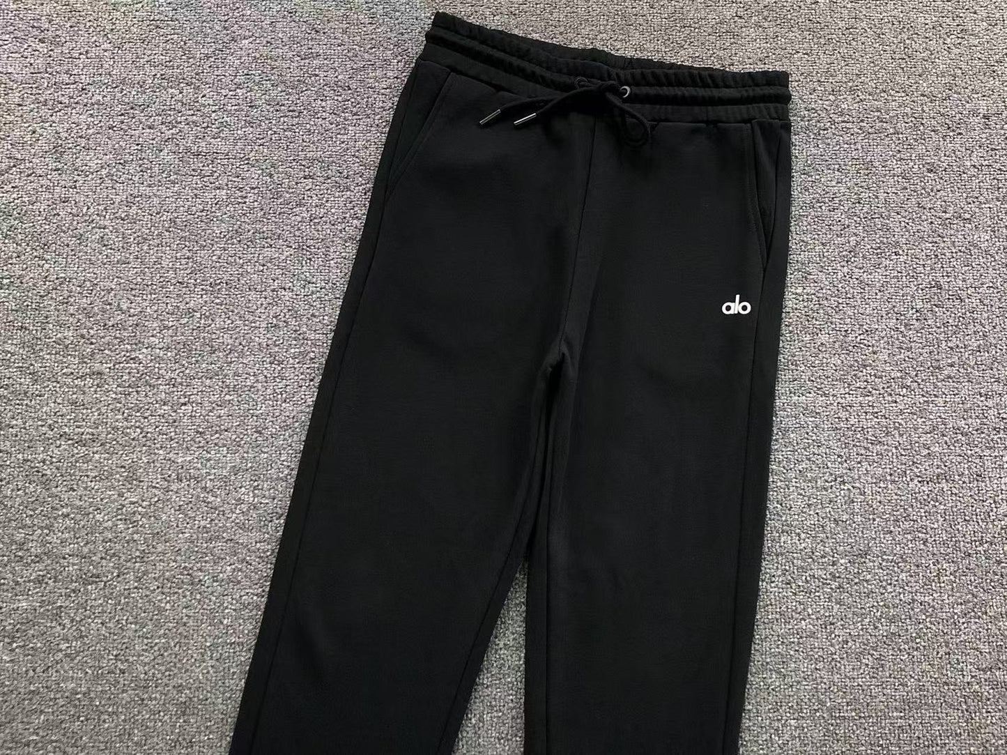 Calça elástica ALO moletom