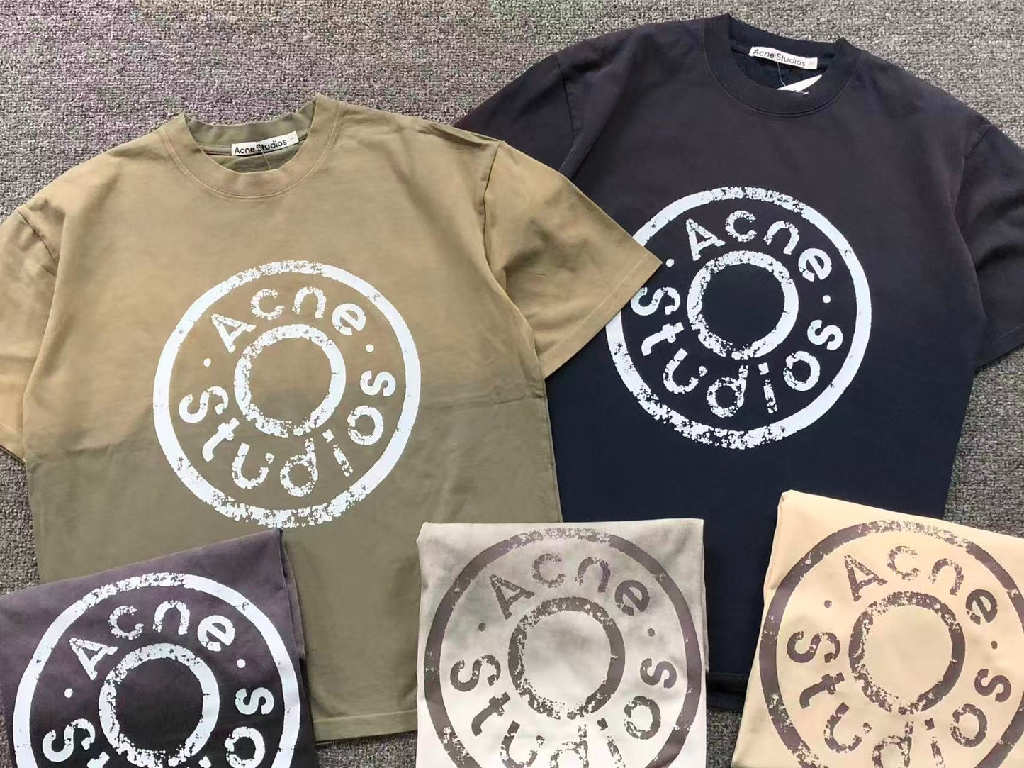 Camiseta Acne Studios Worn Circle Graphic